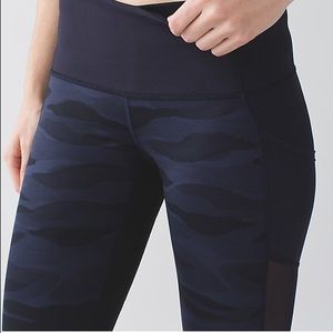 Lululemon Seek the Heat Navy Camo Leggings